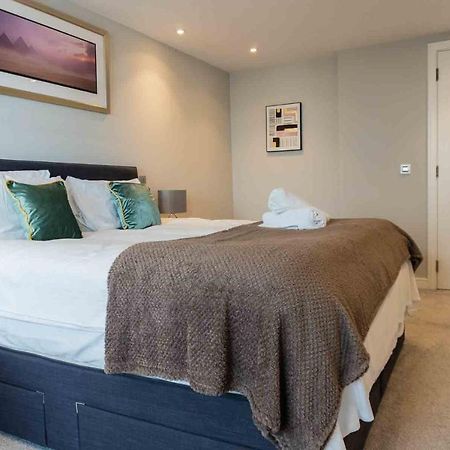 Gunwharf Quays Apartments Portsmouth Exterior foto