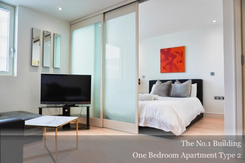 Gunwharf Quays Apartments Portsmouth Exterior foto